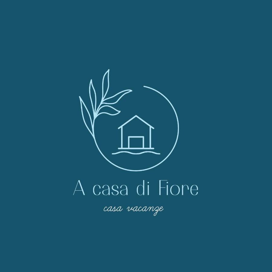 A Casa Di Fiore, Holiday Home Джовинацо Екстериор снимка